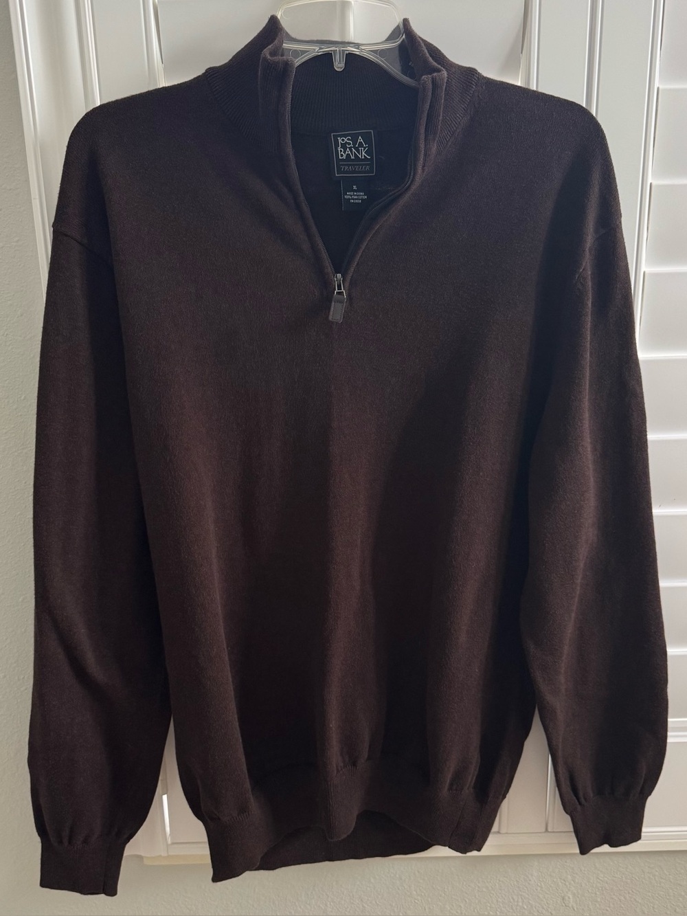Men’s Jos. A. Bank Traveler 1/4 zip sweater XL chocolate brown excellent cond